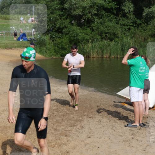 21.06.2026 - 29. Vierlanden-Triathlon Andreas Tolksdorf http://msf.ph/oto/9857527 21.06.2026 09:00:58 Schwimmen 74, 116, 140 meine-sportfotos.de