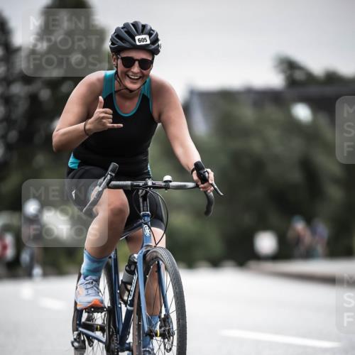 21.06.2026 - 29. Vierlanden-Triathlon H.Heesch http://msf.ph/oto/9857542 21.06.2026 10:29:39 Radfahren 14, 524, 557, 605 meine-sportfotos.de