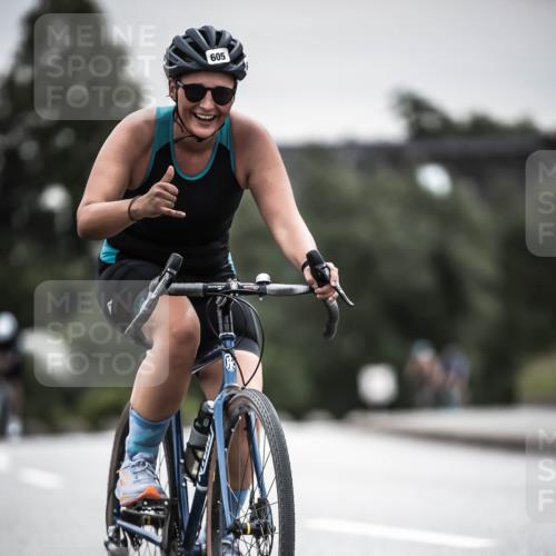 21.06.2026 - 29. Vierlanden-Triathlon H.Heesch http://msf.ph/oto/9857546 21.06.2026 10:29:39 Radfahren 14, 524, 557, 605 meine-sportfotos.de
