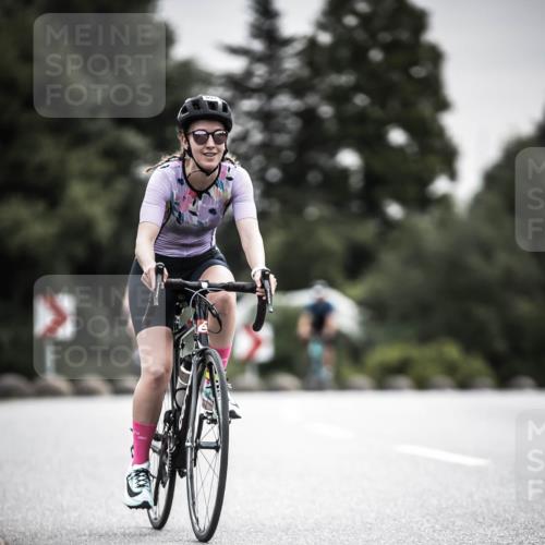 21.06.2026 - 29. Vierlanden-Triathlon H.Heesch http://msf.ph/oto/9857585 21.06.2026 10:29:45 Radfahren 14, 113, 518, 557, 571 meine-sportfotos.de