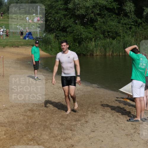 21.06.2026 - 29. Vierlanden-Triathlon Andreas Tolksdorf http://msf.ph/oto/9857612 21.06.2026 09:01:00 Schwimmen 74, 140 meine-sportfotos.de