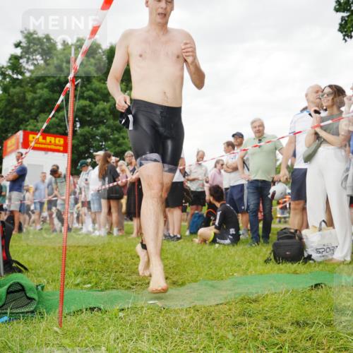 21.06.2026 - 29. Vierlanden-Triathlon LAZAROV Photography http://msf.ph/oto/9857623 21.06.2026 10:08:43 Schwimmen 403, 418, 422, 432, 1356 meine-sportfotos.de