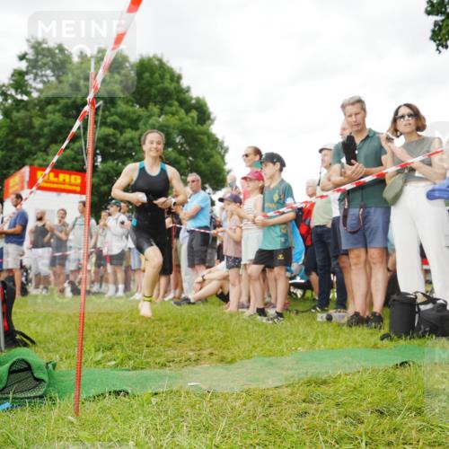 21.06.2026 - 29. Vierlanden-Triathlon LAZAROV Photography http://msf.ph/oto/9857747 21.06.2026 10:15:05 Schwimmen 509, 545 meine-sportfotos.de