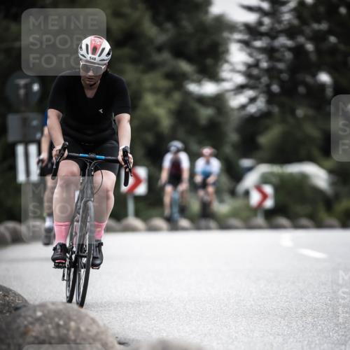 21.06.2026 - 29. Vierlanden-Triathlon H.Heesch http://msf.ph/oto/9857780 21.06.2026 10:29:54 Radfahren 22, 56, 113, 492, 502, 548, 571 meine-sportfotos.de