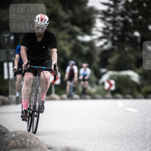 21.06.2026 - 29. Vierlanden-Triathlon H.Heesch http://msf.ph/oto/9857782 21.06.2026 10:29:54 Radfahren 22, 56, 113, 492, 502, 548, 571 meine-sportfotos.de