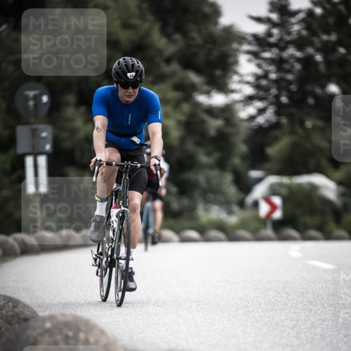 21.06.2026 - 29. Vierlanden-Triathlon H.Heesch http://msf.ph/oto/9857801 21.06.2026 10:29:55 Radfahren 2, 22, 56, 72, 113, 492, 502, 548 meine-sportfotos.de