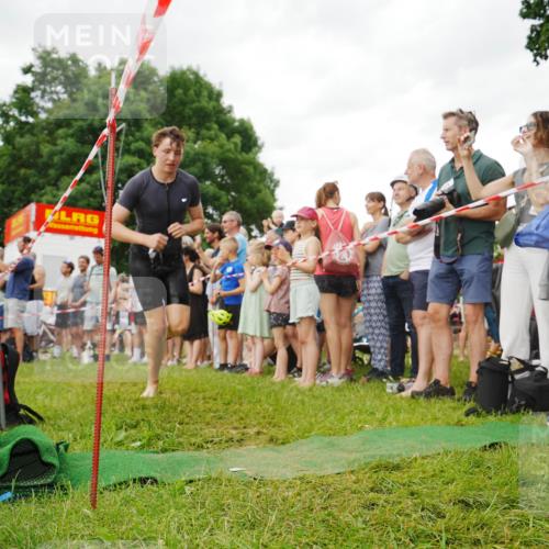 21.06.2026 - 29. Vierlanden-Triathlon LAZAROV Photography http://msf.ph/oto/9857803 21.06.2026 10:16:33 Schwimmen 383, 441 meine-sportfotos.de