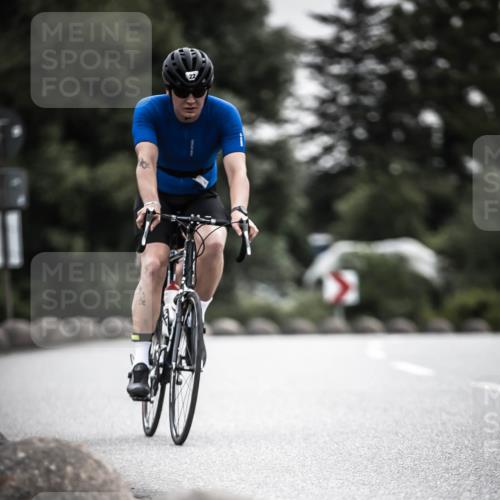 21.06.2026 - 29. Vierlanden-Triathlon H.Heesch http://msf.ph/oto/9857814 21.06.2026 10:29:55 Radfahren 2, 22, 56, 72, 113, 492, 502, 548 meine-sportfotos.de