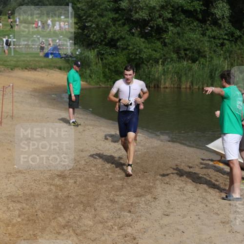 21.06.2026 - 29. Vierlanden-Triathlon Andreas Tolksdorf http://msf.ph/oto/9857818 21.06.2026 09:01:56 Schwimmen 20 meine-sportfotos.de
