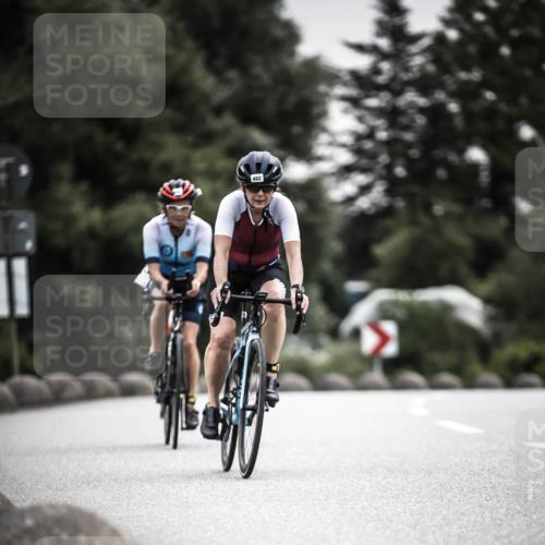 21.06.2026 - 29. Vierlanden-Triathlon H.Heesch http://msf.ph/oto/9857844 21.06.2026 10:29:57 Radfahren 2, 22, 56, 72, 304, 492, 502, 548 meine-sportfotos.de