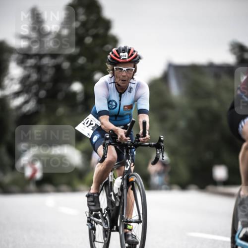 21.06.2026 - 29. Vierlanden-Triathlon H.Heesch http://msf.ph/oto/9857890 21.06.2026 10:29:59 Radfahren 2, 22, 56, 72, 304, 492, 502, 572 meine-sportfotos.de