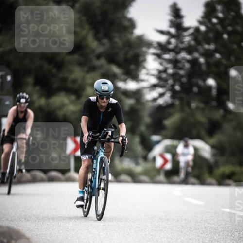 21.06.2026 - 29. Vierlanden-Triathlon H.Heesch http://msf.ph/oto/9857952 21.06.2026 10:30:06 Radfahren 2, 72, 274, 284, 300, 304, 497, 572 meine-sportfotos.de