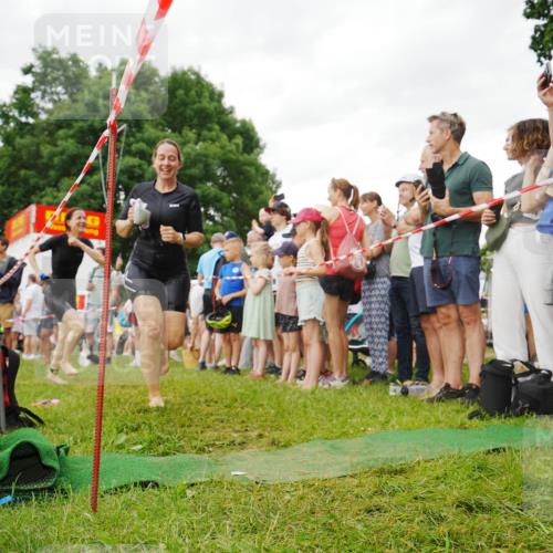 21.06.2026 - 29. Vierlanden-Triathlon LAZAROV Photography http://msf.ph/oto/9857980 21.06.2026 10:18:00 Schwimmen 481, 553, 563 meine-sportfotos.de