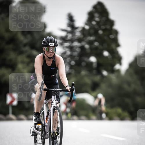 21.06.2026 - 29. Vierlanden-Triathlon H.Heesch http://msf.ph/oto/9857981 21.06.2026 10:30:08 Radfahren 274, 284, 300, 304, 497, 546, 572 meine-sportfotos.de