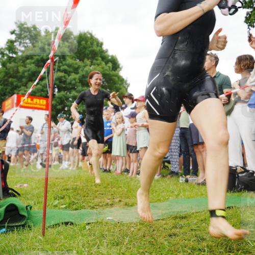 21.06.2026 - 29. Vierlanden-Triathlon LAZAROV Photography http://msf.ph/oto/9857984 21.06.2026 10:18:01 Schwimmen 481, 553, 563 meine-sportfotos.de