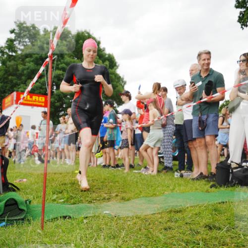 21.06.2026 - 29. Vierlanden-Triathlon LAZAROV Photography http://msf.ph/oto/9858025 21.06.2026 10:18:22 Schwimmen 494, 592 meine-sportfotos.de