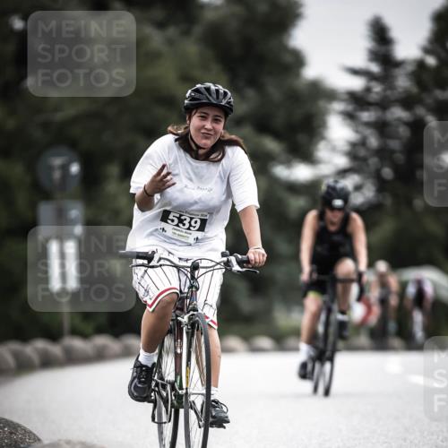 21.06.2026 - 29. Vierlanden-Triathlon H.Heesch http://msf.ph/oto/9858082 21.06.2026 10:30:15 Radfahren 284, 300, 522, 539, 546, 568, 570 meine-sportfotos.de