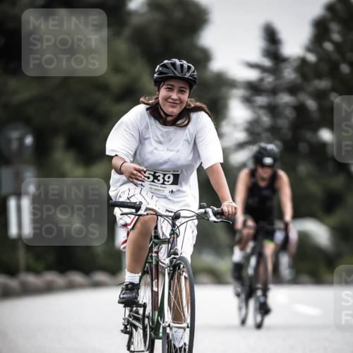21.06.2026 - 29. Vierlanden-Triathlon H.Heesch http://msf.ph/oto/9858096 21.06.2026 10:30:16 Radfahren 300, 522, 527, 539, 546, 568, 570 meine-sportfotos.de
