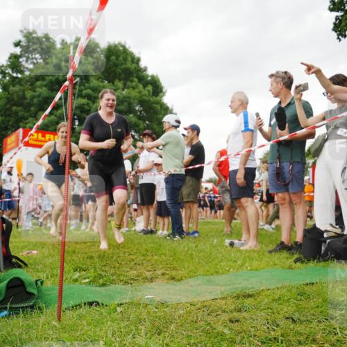 21.06.2026 - 29. Vierlanden-Triathlon LAZAROV Photography http://msf.ph/oto/9858178 21.06.2026 10:19:42 Schwimmen 498, 518, 522, 523, 527, 534, 548, 566, 580, 581, 594, 603, 1357 meine-sportfotos.de
