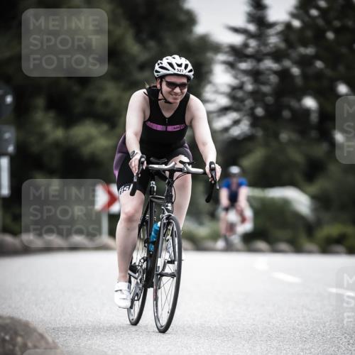 21.06.2026 - 29. Vierlanden-Triathlon H.Heesch http://msf.ph/oto/9858179 21.06.2026 10:30:23 Radfahren 355, 522, 527, 570 meine-sportfotos.de