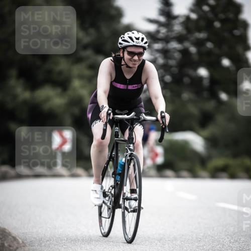 21.06.2026 - 29. Vierlanden-Triathlon H.Heesch http://msf.ph/oto/9858187 21.06.2026 10:30:23 Radfahren 355, 522, 527, 570 meine-sportfotos.de