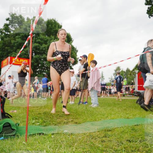 21.06.2026 - 29. Vierlanden-Triathlon LAZAROV Photography http://msf.ph/oto/9858247 21.06.2026 10:20:34 Schwimmen 489, 559, 616, 619 meine-sportfotos.de