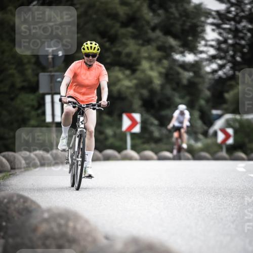 21.06.2026 - 29. Vierlanden-Triathlon H.Heesch http://msf.ph/oto/9858251 21.06.2026 10:30:31 Radfahren 307, 355, 365, 556, 579 meine-sportfotos.de