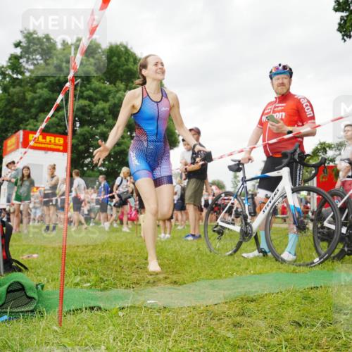 21.06.2026 - 29. Vierlanden-Triathlon LAZAROV Photography http://msf.ph/oto/9858274 21.06.2026 10:21:18 Schwimmen 576 meine-sportfotos.de