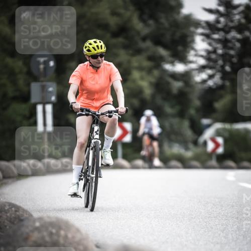 21.06.2026 - 29. Vierlanden-Triathlon H.Heesch http://msf.ph/oto/9858279 21.06.2026 10:30:31 Radfahren 307, 355, 365, 556, 579 meine-sportfotos.de