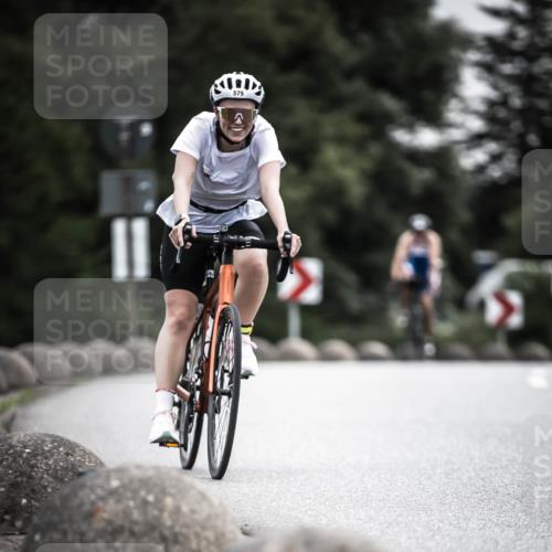 21.06.2026 - 29. Vierlanden-Triathlon H.Heesch http://msf.ph/oto/9858320 21.06.2026 10:30:36 Radfahren 158, 307, 556, 579 meine-sportfotos.de