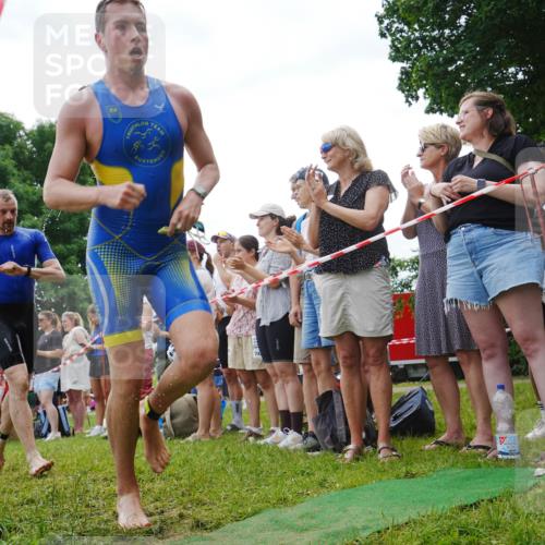 21.06.2026 - 29. Vierlanden-Triathlon LAZAROV Photography http://msf.ph/oto/9858367 21.06.2026 10:55:42 Schwimmen 637, 686, 742 meine-sportfotos.de