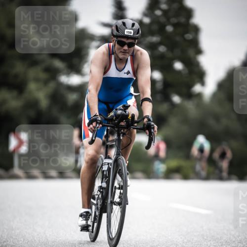 21.06.2026 - 29. Vierlanden-Triathlon H.Heesch http://msf.ph/oto/9858395 21.06.2026 10:30:41 Radfahren 158, 192, 314, 366, 512, 559, 579 meine-sportfotos.de
