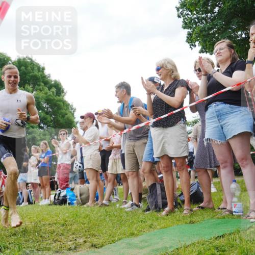 21.06.2026 - 29. Vierlanden-Triathlon LAZAROV Photography http://msf.ph/oto/9858401 21.06.2026 10:57:11 Schwimmen 726 meine-sportfotos.de