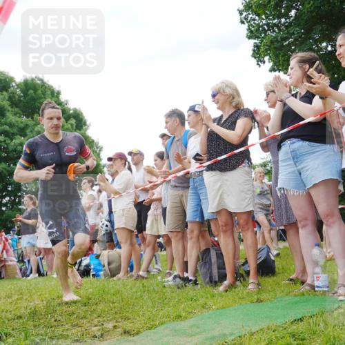 21.06.2026 - 29. Vierlanden-Triathlon LAZAROV Photography http://msf.ph/oto/9858406 21.06.2026 10:57:15 Schwimmen 701, 726, 740 meine-sportfotos.de