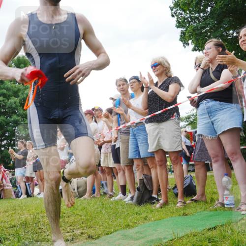21.06.2026 - 29. Vierlanden-Triathlon LAZAROV Photography http://msf.ph/oto/9858453 21.06.2026 10:57:59 Schwimmen 650, 689 meine-sportfotos.de