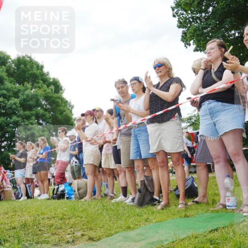 21.06.2026 - 29. Vierlanden-Triathlon LAZAROV Photography http://msf.ph/oto/9858468 21.06.2026 10:58:00 Schwimmen 650, 689 meine-sportfotos.de