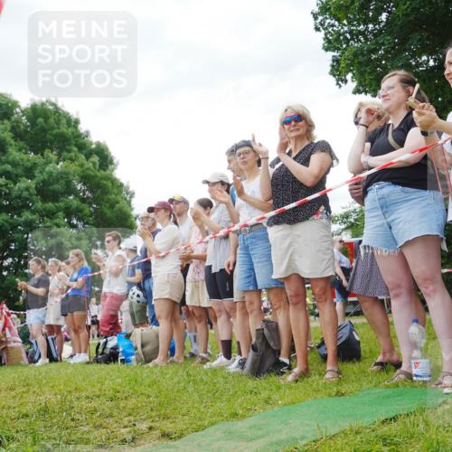 21.06.2026 - 29. Vierlanden-Triathlon LAZAROV Photography http://msf.ph/oto/9858469 21.06.2026 10:58:01 Schwimmen 650, 689 meine-sportfotos.de
