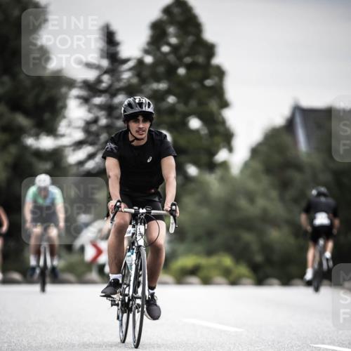 21.06.2026 - 29. Vierlanden-Triathlon H.Heesch http://msf.ph/oto/9858476 21.06.2026 10:30:45 Radfahren 174, 192, 294, 314, 366, 512, 534, 559, 586 meine-sportfotos.de