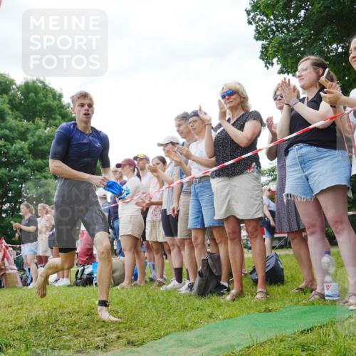 21.06.2026 - 29. Vierlanden-Triathlon LAZAROV Photography http://msf.ph/oto/9858486 21.06.2026 10:58:02 Schwimmen 650, 689 meine-sportfotos.de