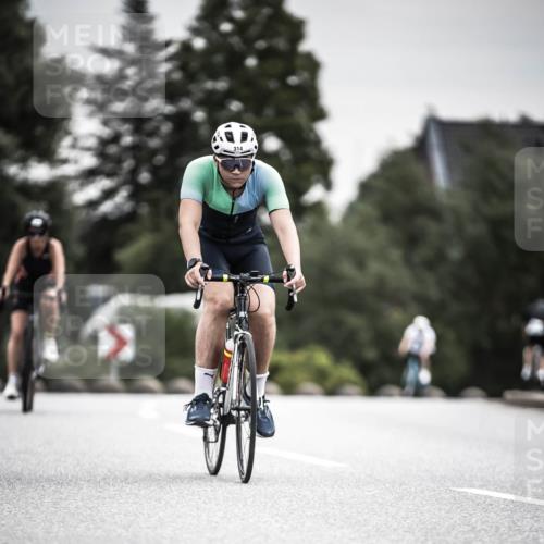 21.06.2026 - 29. Vierlanden-Triathlon H.Heesch http://msf.ph/oto/9858491 21.06.2026 10:30:47 Radfahren 142, 174, 192, 294, 314, 366, 512, 534, 559, 586 meine-sportfotos.de