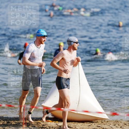 21.06.2026 - 29. Vierlanden-Triathlon LAZAROV Photography http://msf.ph/oto/9858518 21.06.2026 08:13:05 Schwimmen  meine-sportfotos.de