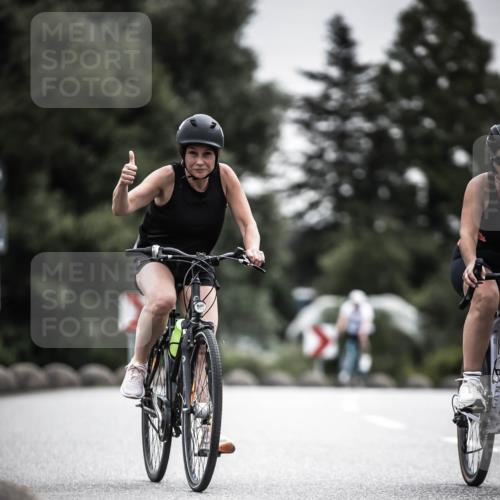 21.06.2026 - 29. Vierlanden-Triathlon H.Heesch http://msf.ph/oto/9858519 21.06.2026 10:30:50 Radfahren 142, 174, 294, 314, 366, 534, 559, 580, 586 meine-sportfotos.de