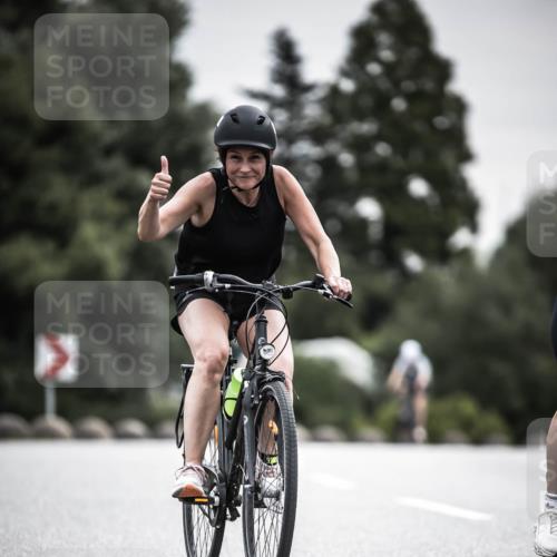 21.06.2026 - 29. Vierlanden-Triathlon H.Heesch http://msf.ph/oto/9858538 21.06.2026 10:30:50 Radfahren 142, 174, 294, 314, 366, 534, 559, 580, 586 meine-sportfotos.de