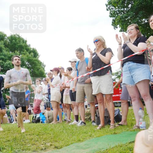 21.06.2026 - 29. Vierlanden-Triathlon LAZAROV Photography http://msf.ph/oto/9858552 21.06.2026 10:58:09 Schwimmen 640, 650, 666, 674 meine-sportfotos.de