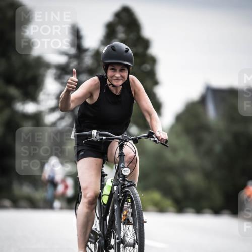 21.06.2026 - 29. Vierlanden-Triathlon H.Heesch http://msf.ph/oto/9858553 21.06.2026 10:30:50 Radfahren 142, 174, 294, 314, 366, 534, 559, 580, 586 meine-sportfotos.de