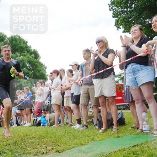 21.06.2026 - 29. Vierlanden-Triathlon LAZAROV Photography http://msf.ph/oto/9858597 21.06.2026 10:58:18 Schwimmen 666, 668, 674, 715, 719 meine-sportfotos.de