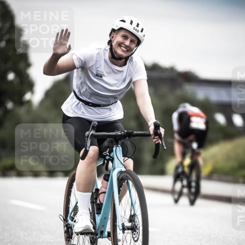 21.06.2026 - 29. Vierlanden-Triathlon H.Heesch http://msf.ph/oto/9858601 21.06.2026 10:30:57 Radfahren 142, 175, 360, 505, 523, 580, 623 meine-sportfotos.de