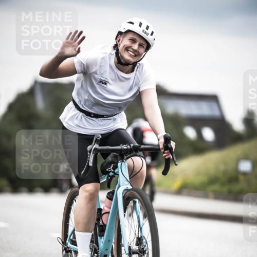 21.06.2026 - 29. Vierlanden-Triathlon H.Heesch http://msf.ph/oto/9858607 21.06.2026 10:30:57 Radfahren 142, 175, 360, 505, 523, 580, 623 meine-sportfotos.de