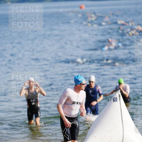 21.06.2026 - 29. Vierlanden-Triathlon LAZAROV Photography http://msf.ph/oto/9858609 21.06.2026 08:14:05 Schwimmen  meine-sportfotos.de