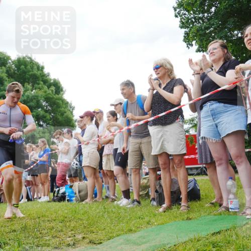 21.06.2026 - 29. Vierlanden-Triathlon LAZAROV Photography http://msf.ph/oto/9858625 21.06.2026 10:58:19 Schwimmen 668, 674, 715, 719 meine-sportfotos.de